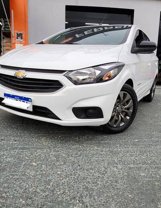 CHEVROLET ONIX 1.4 MPFI ADVANTAGE 8V FLEX 4P AUTOMÁTICO